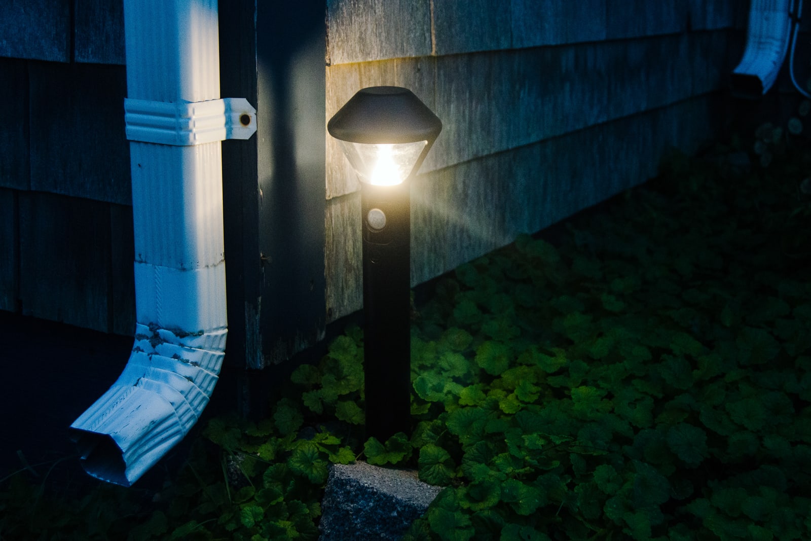 Smart outdoor lighting