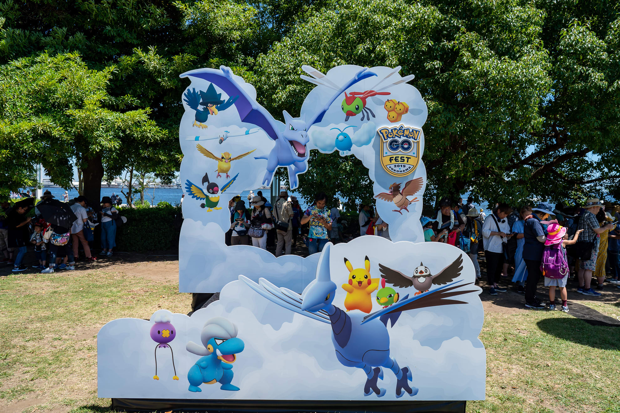 早朝推奨 ポケモンgo Fest 横浜 楽しみ方ガイド フォトスポットもある横浜イベントはとにかく あつ かった Engadget 日本版