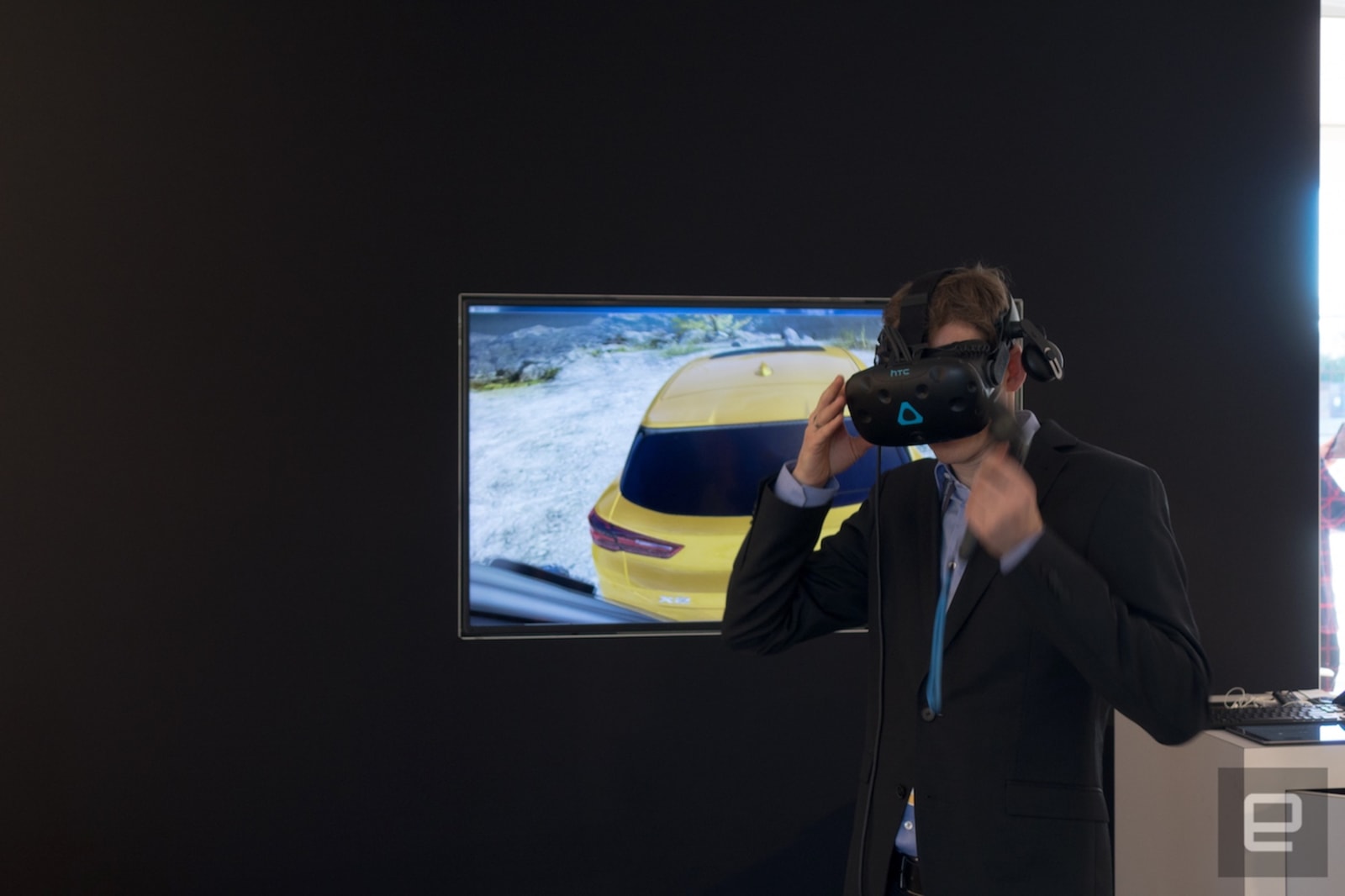 BMW Used Virtual Reality To Bring Its Latest Crossover SUV To CES ...