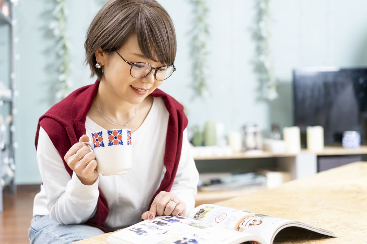 壊れにくいのに軽くてしなやか Zoff Smart は一日中かけても心地よい 魔法のようなメガネなんです Engadget 日本版