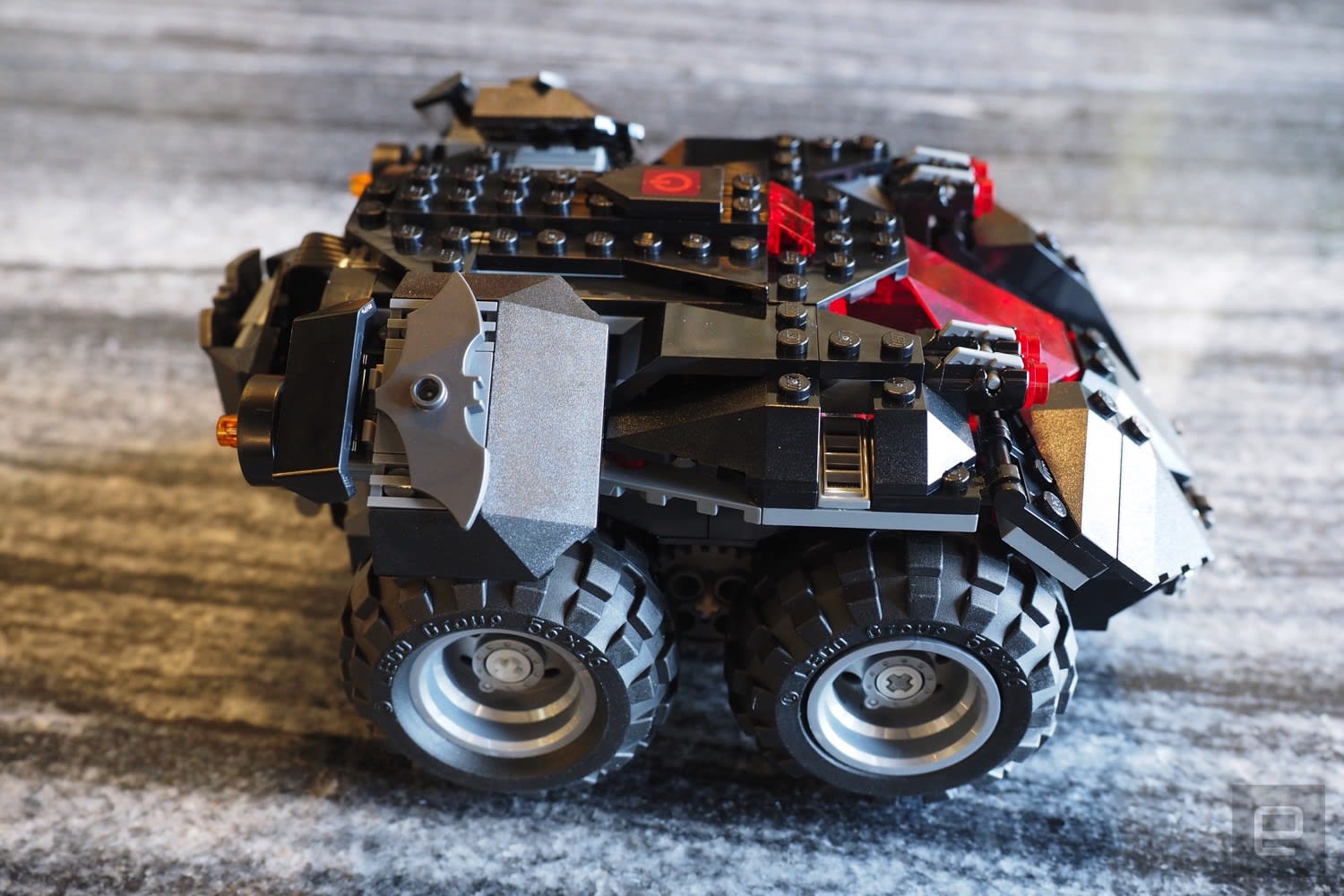 Lego's STEM-friendly Batmobile needs more STEM | Engadget