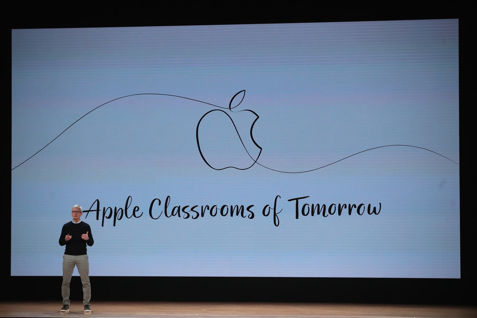 Apple Hosts Education Event At Chicago High School