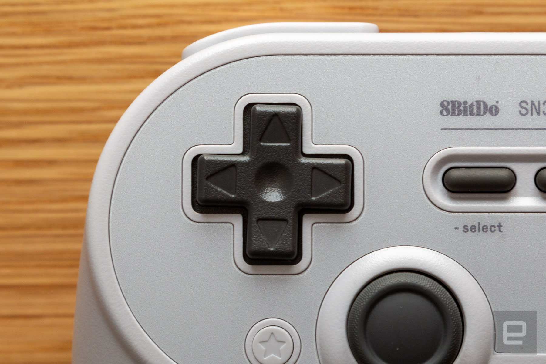 8bitdo S Sn30 Pro Is A Near Perfect Switch Controller Engadget