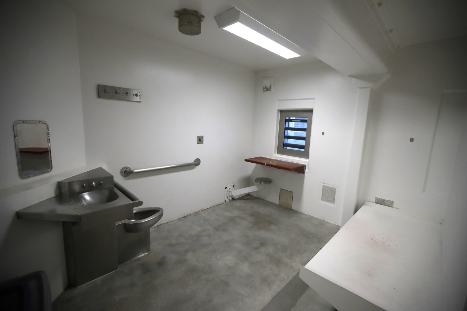 California Jails Solitary Confinement